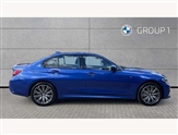 BMW 3 Series Image 3