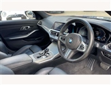 BMW 3 Series Image 6
