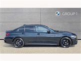 BMW 3 Series Image 3