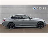 BMW 3 Series Image 3