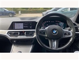 BMW 3 Series Image 5