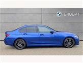 BMW 3 Series Image 3