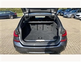 BMW 3 Series Image 6