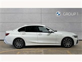 BMW 3 Series Image 3