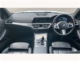 BMW 3 Series Image 4