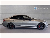 BMW 3 Series Image 2