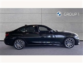 BMW 3 Series Image 3