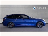 BMW 3 Series Image 3