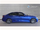 BMW 3 Series Image 3