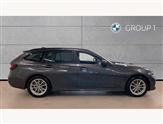 BMW 3 Series Image 3