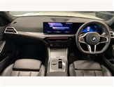 BMW 3 Series Image 4