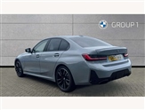 BMW 3 Series Image 3