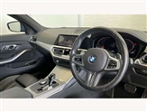 BMW 3 Series Image 6