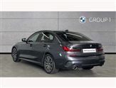 BMW 3 Series Image 2