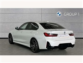 BMW 3 Series Image 2