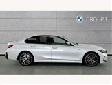 BMW 3 Series Image 3
