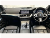 BMW 3 Series Image 4