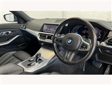BMW 3 Series Image 6