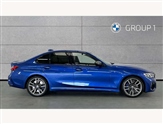 BMW 3 Series Image 3
