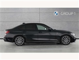 BMW 3 Series Image 3