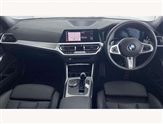 BMW 3 Series Image 4