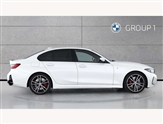 BMW 3 Series Image 3