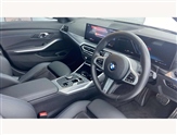 BMW 3 Series Image 6