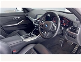 BMW 3 Series Image 6