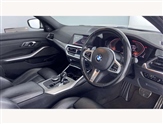 BMW 3 Series Image 6