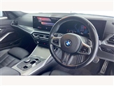 BMW 3 Series Image 6