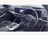 BMW 3 Series Image 6
