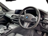 BMW 5 Series Image 6