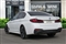 BMW 5 Series Image 2