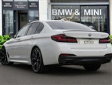 BMW 5 Series Image 2