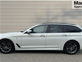 BMW 5 Series Image 6