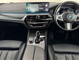 BMW 5 Series Image 4