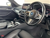 BMW 5 Series Image 6