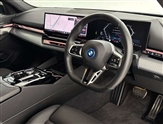 BMW 5 Series Image 6