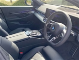 BMW 5 Series Image 6
