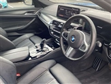 BMW 5 Series Image 6