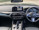 BMW 5 Series Image 4