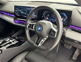BMW 5 Series Image 6