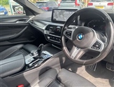 BMW 5 Series Image 6