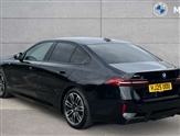 BMW 5 Series Image 2