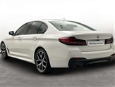 BMW 5 Series Image 2