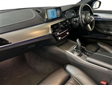 BMW 5 Series Image 6
