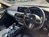 BMW 5 Series Image 6