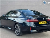 BMW 5 Series Image 2