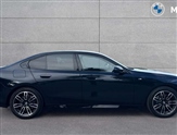 BMW 5 Series Image 3