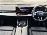 BMW 5 Series Image 4